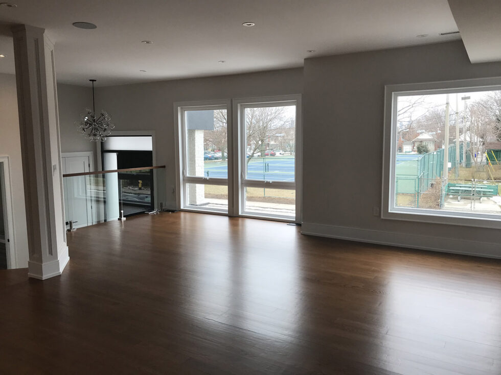 Durant Main floor Windows - Before