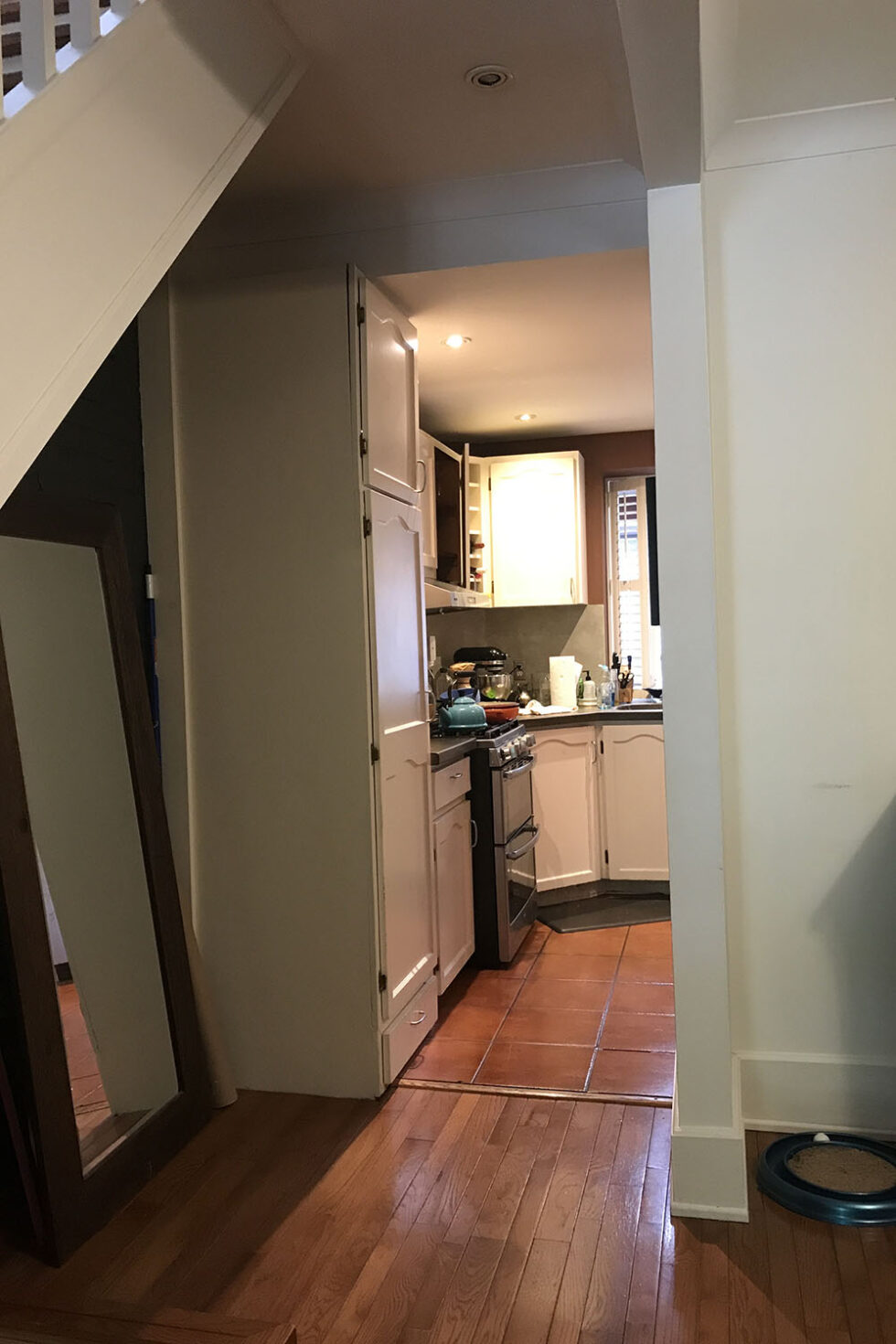 Keystone 2 - Hallway Kitchen Before