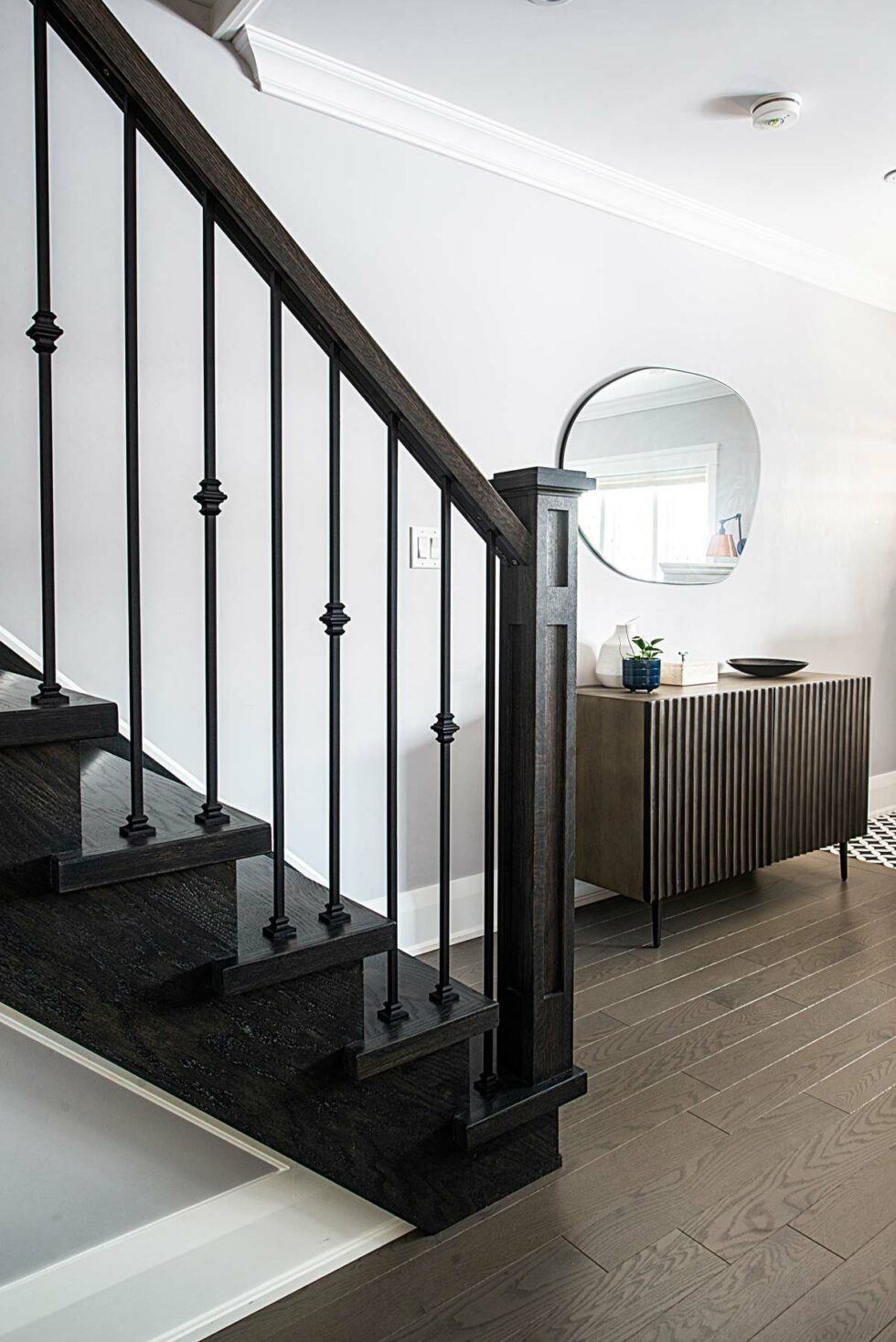 Patricia Staircase - Entry